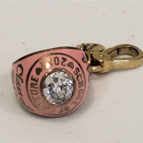Juicy Couture Limited Edition Pink Charm Class Ring - Picture 1 of 4